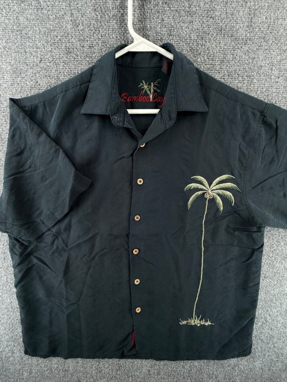 Bamboo Cay Graphic Print Short Sleeve Medium Blue Black Button Up Shirt Adult